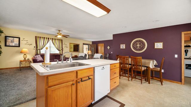 104 Maple Ridge, Mt Orab, OH 45154