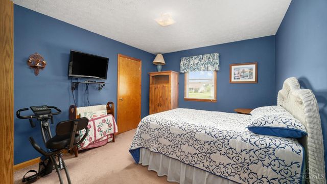 104 Maple Ridge, Mt Orab, OH 45154
