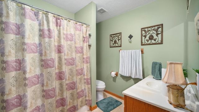 104 Maple Ridge, Mt Orab, OH 45154