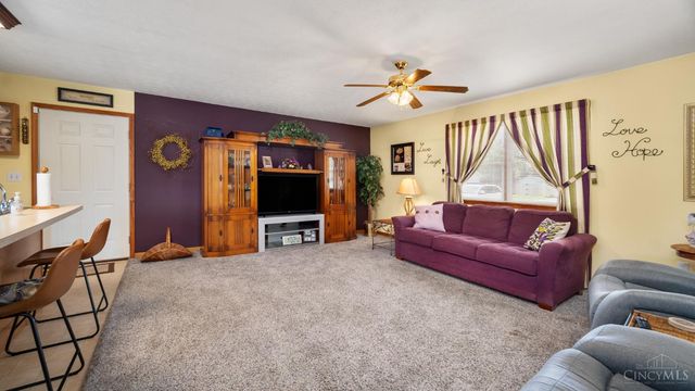 104 Maple Ridge, Mt Orab, OH 45154
