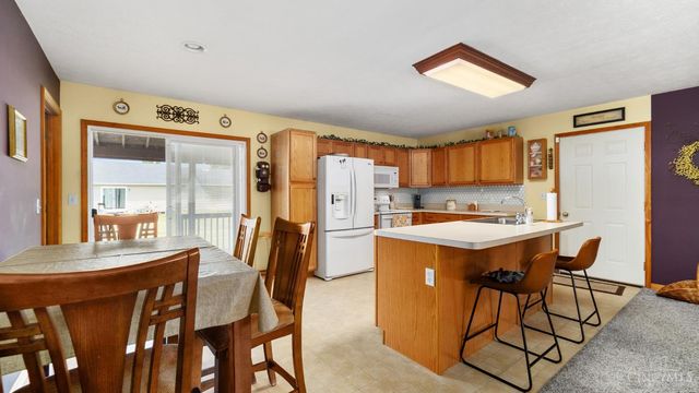 104 Maple Ridge, Mt Orab, OH 45154