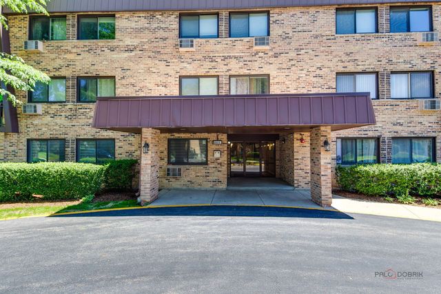 2604 N Windsor Drive 204, Arlington Heights, IL 60004