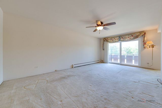 2604 N Windsor Drive 204, Arlington Heights, IL 60004