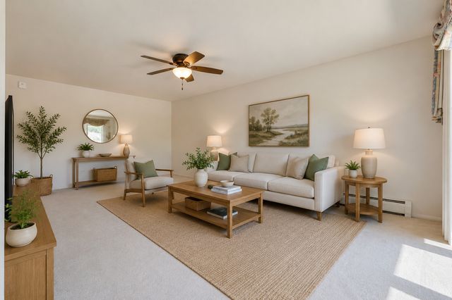2604 N Windsor Drive 204, Arlington Heights, IL 60004