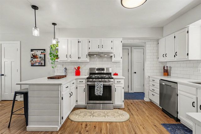 16224 Pinewood Avenue, Spring Lake, MI 49456