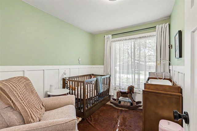16224 Pinewood Avenue, Spring Lake, MI 49456