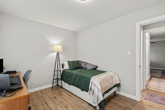 16224 Pinewood Avenue, Spring Lake, MI 49456
