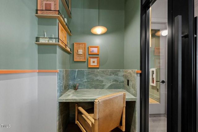 3901 Capital Hills Drive B1a, Raleigh, NC 27616