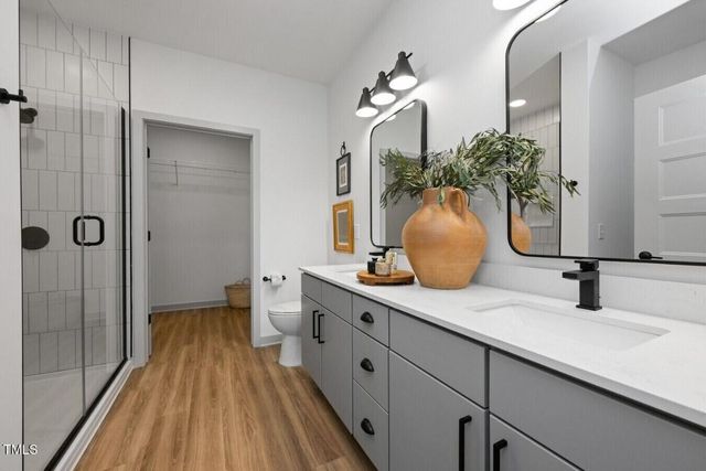 3901 Capital Hills Drive B1a, Raleigh, NC 27616