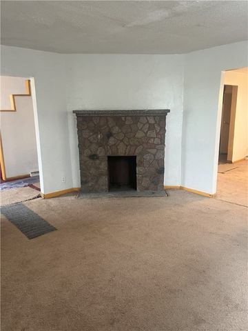 842 Cedar Ave, Sharon, PA 16146