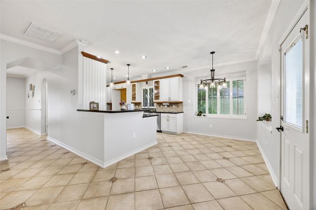 15502 Contender Lane, Friendswood, TX 77546