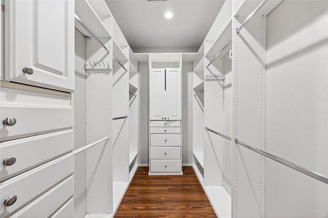 15502 Contender Lane, Friendswood, TX 77546