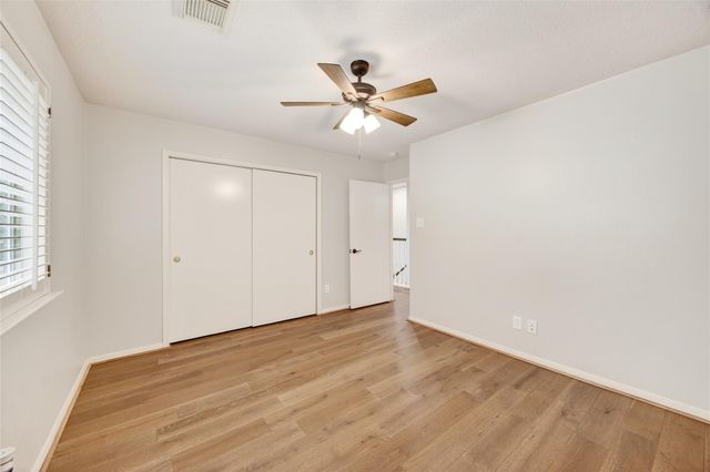 15502 Contender Lane, Friendswood, TX 77546