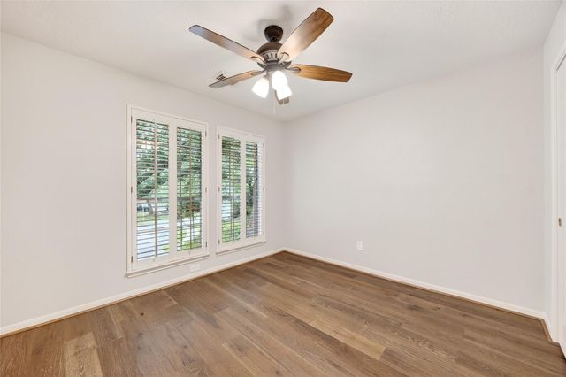 15502 Contender Lane, Friendswood, TX 77546