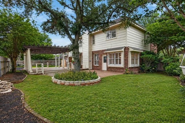 15502 Contender Lane, Friendswood, TX 77546