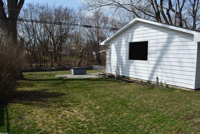 11076 Lesure Drive, Sterling Heights, MI 48312