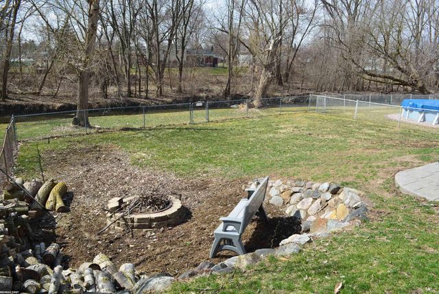 11076 Lesure Drive, Sterling Heights, MI 48312