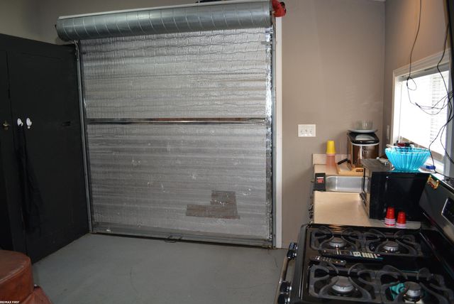 11076 Lesure Drive, Sterling Heights, MI 48312