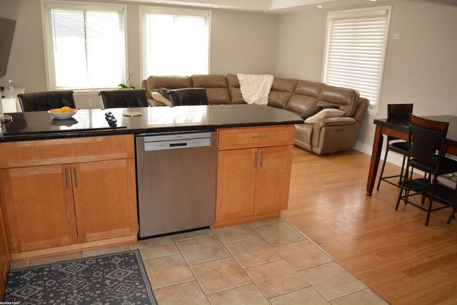 11076 Lesure Drive, Sterling Heights, MI 48312