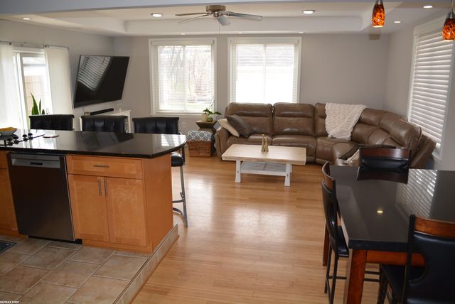 11076 Lesure Drive, Sterling Heights, MI 48312