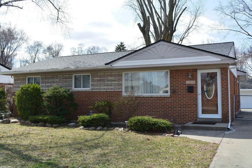 11076 Lesure Drive, Sterling Heights, MI 48312