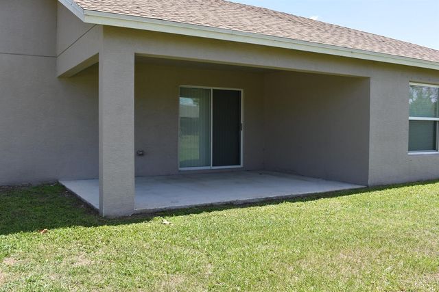 2202 SE Lucaya Street, Port St. Lucie, FL 34952
