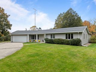 3345 County Rd F S, Delavan, WI 53115