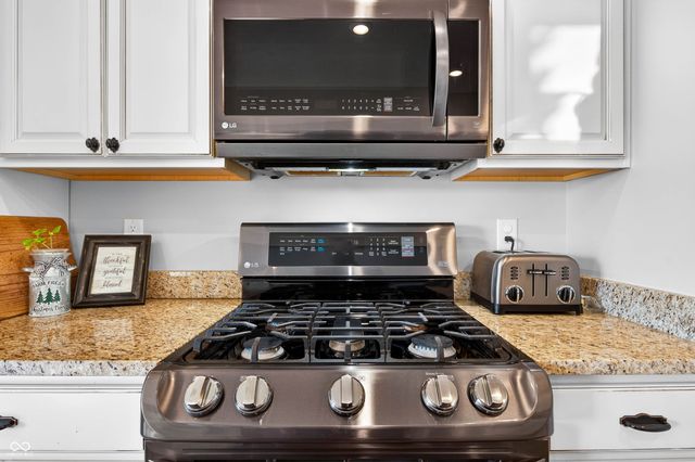 6628 S 125 W, Trafalgar, IN 46181