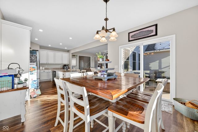 6628 S 125 W, Trafalgar, IN 46181