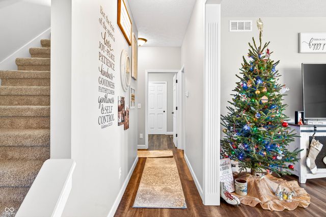 6628 S 125 W, Trafalgar, IN 46181