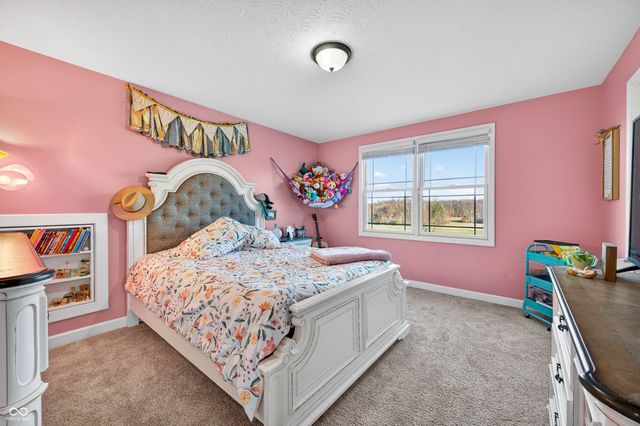 6628 S 125 W, Trafalgar, IN 46181