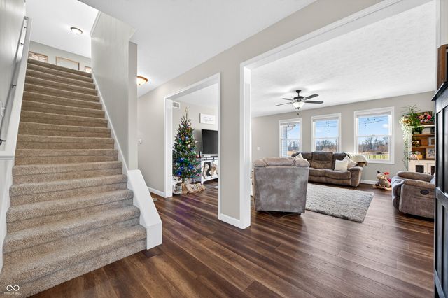 6628 S 125 W, Trafalgar, IN 46181