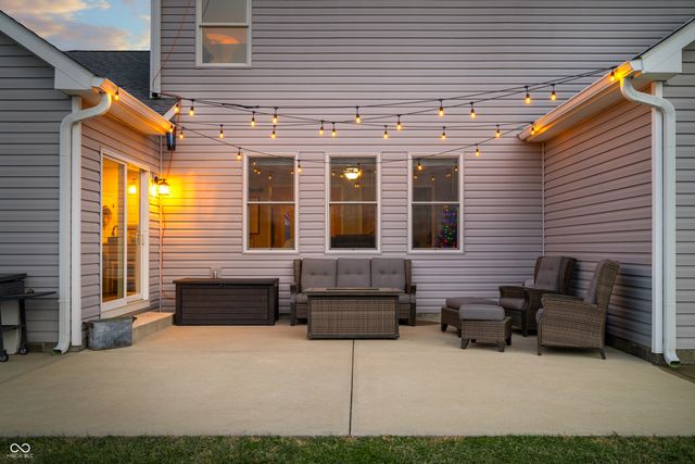 6628 S 125 W, Trafalgar, IN 46181