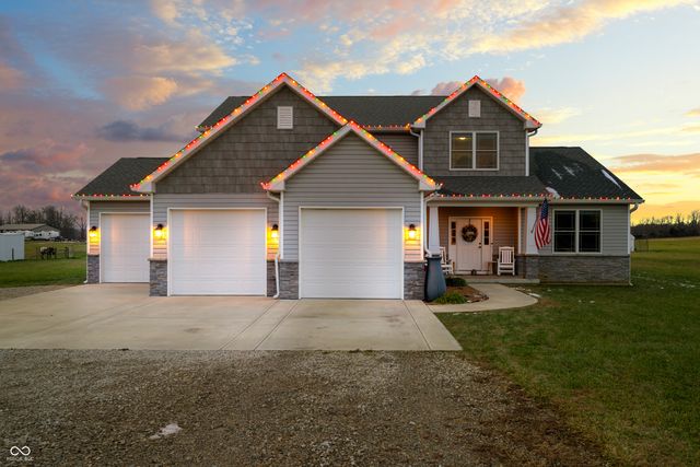 6628 S 125 W, Trafalgar, IN 46181