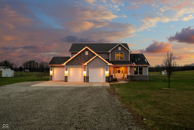 6628 S 125 W, Trafalgar, IN 46181