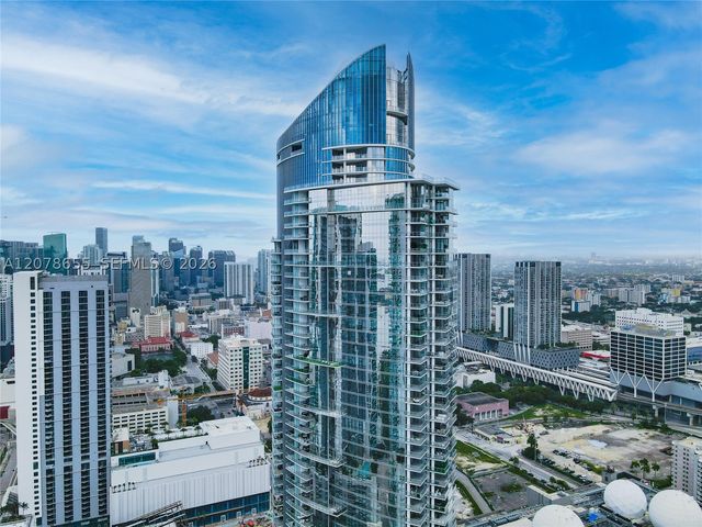 851 NE 1st Ave 3202, Miami, FL 33132