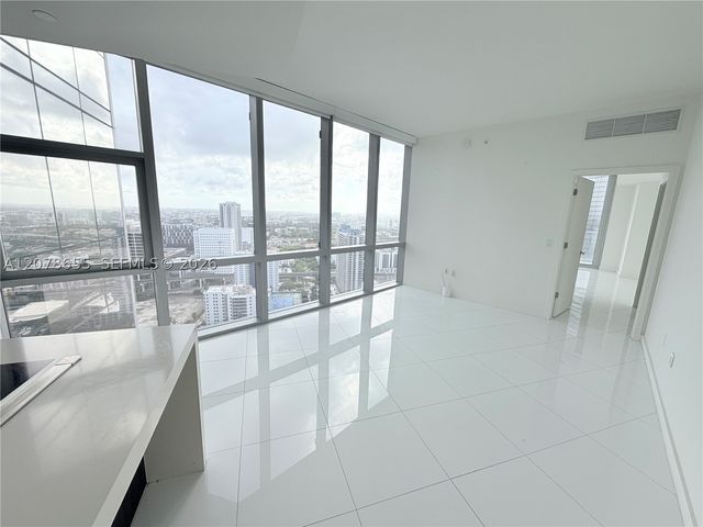 851 NE 1st Ave 3202, Miami, FL 33132