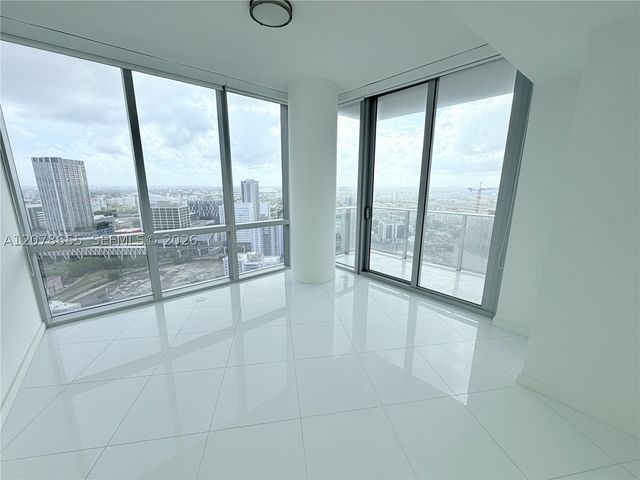 851 NE 1st Ave 3202, Miami, FL 33132