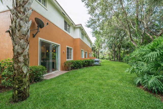 7221 Briella Drive, Boynton Beach, FL 33437