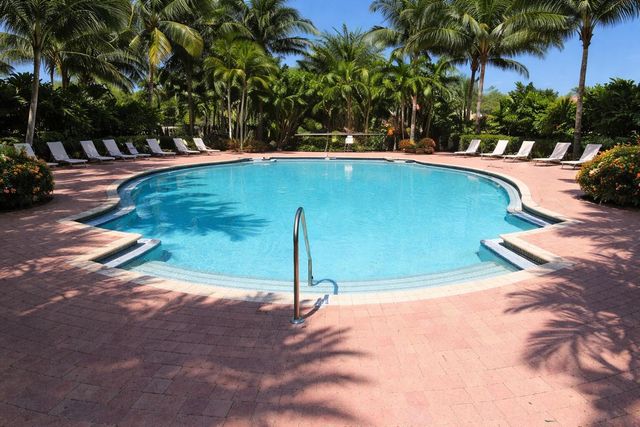 7221 Briella Drive, Boynton Beach, FL 33437