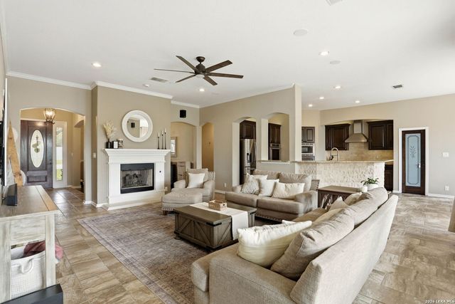 58 Horseshoe Cyn, San Antonio, TX 78258