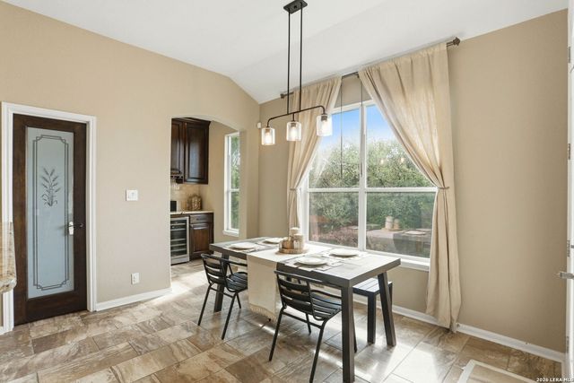58 Horseshoe Cyn, San Antonio, TX 78258