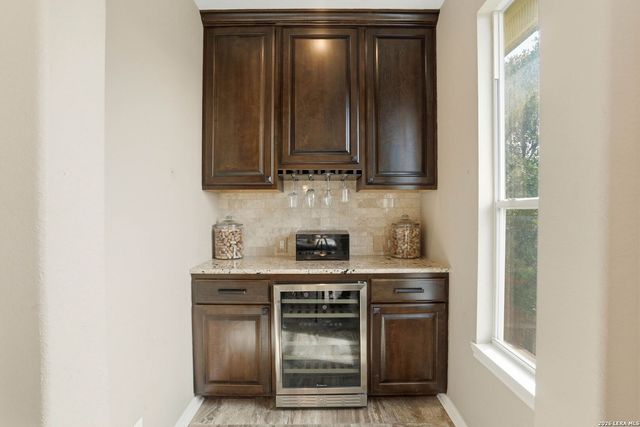 58 Horseshoe Cyn, San Antonio, TX 78258