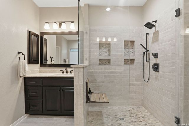 58 Horseshoe Cyn, San Antonio, TX 78258