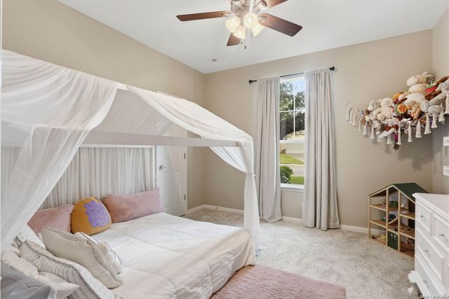 58 Horseshoe Cyn, San Antonio, TX 78258