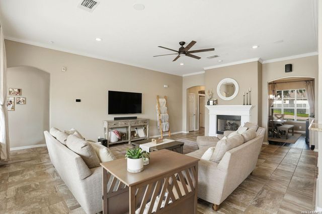 58 Horseshoe Cyn, San Antonio, TX 78258