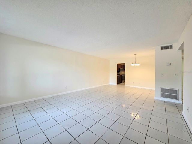 605 NORTHLAKE BOULEVARD 48, Altamonte Springs, FL 32701