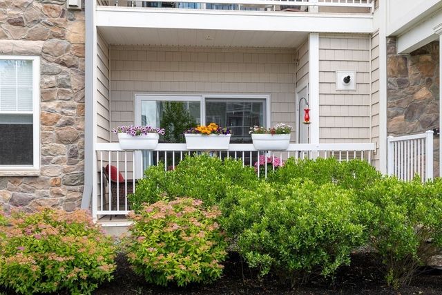 230 Martins Landing 102, North Reading, MA 01864