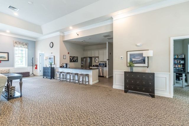 230 Martins Landing 102, North Reading, MA 01864