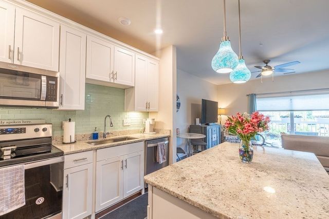 230 Martins Landing 102, North Reading, MA 01864